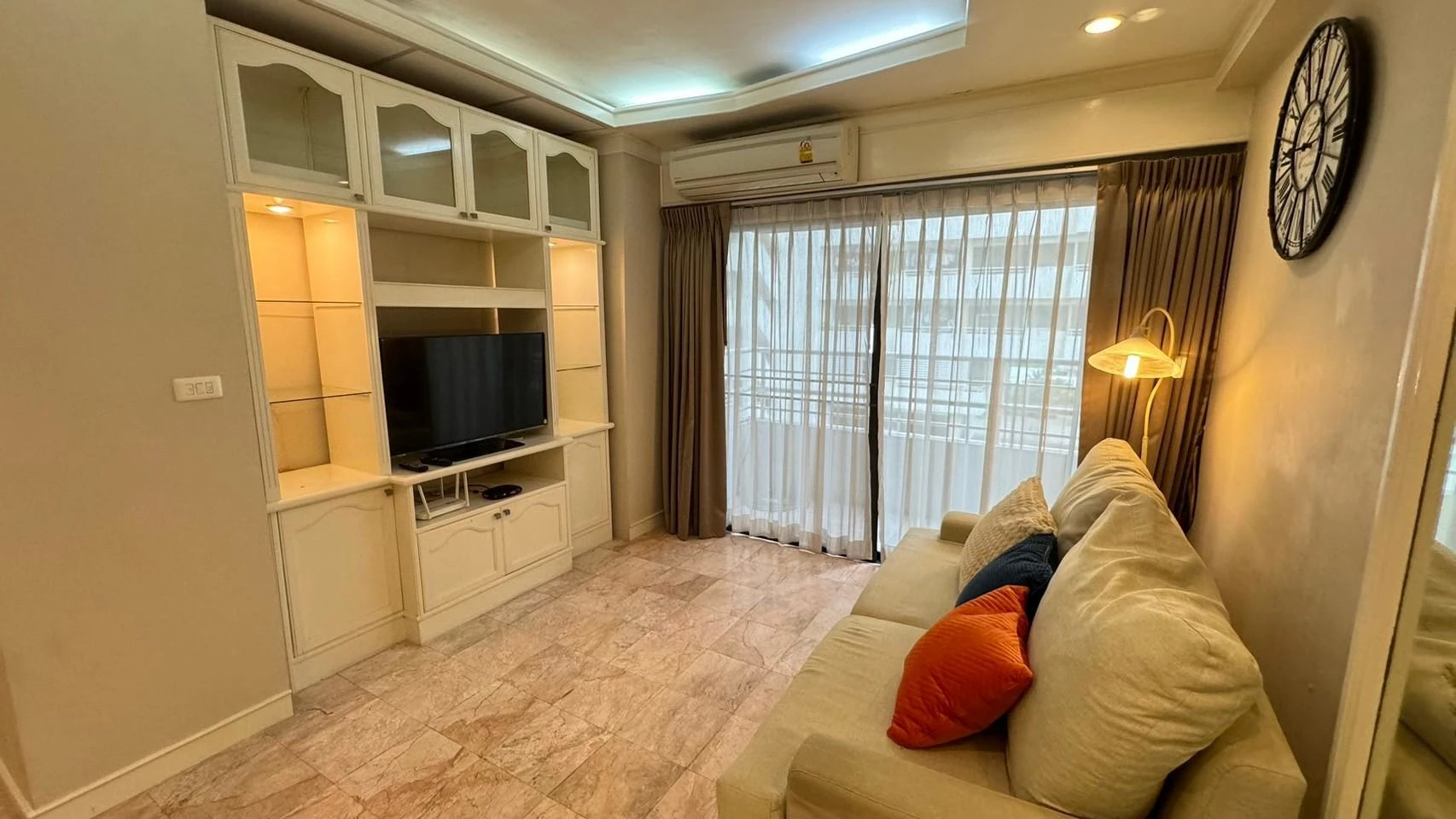 Saranjai Mansion For Rent Preview 5