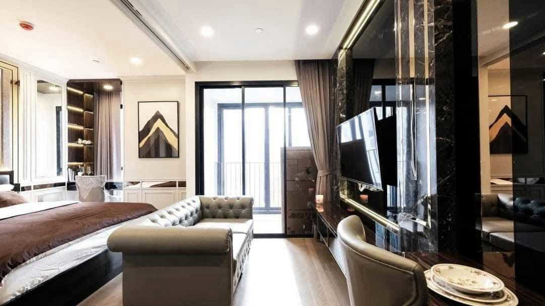 Ashton Chula For Rent Preview 7