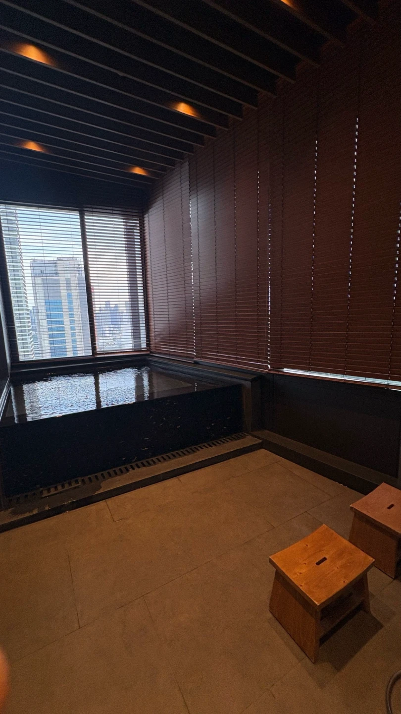 AESTIQ Thonglor For Rent Preview 7