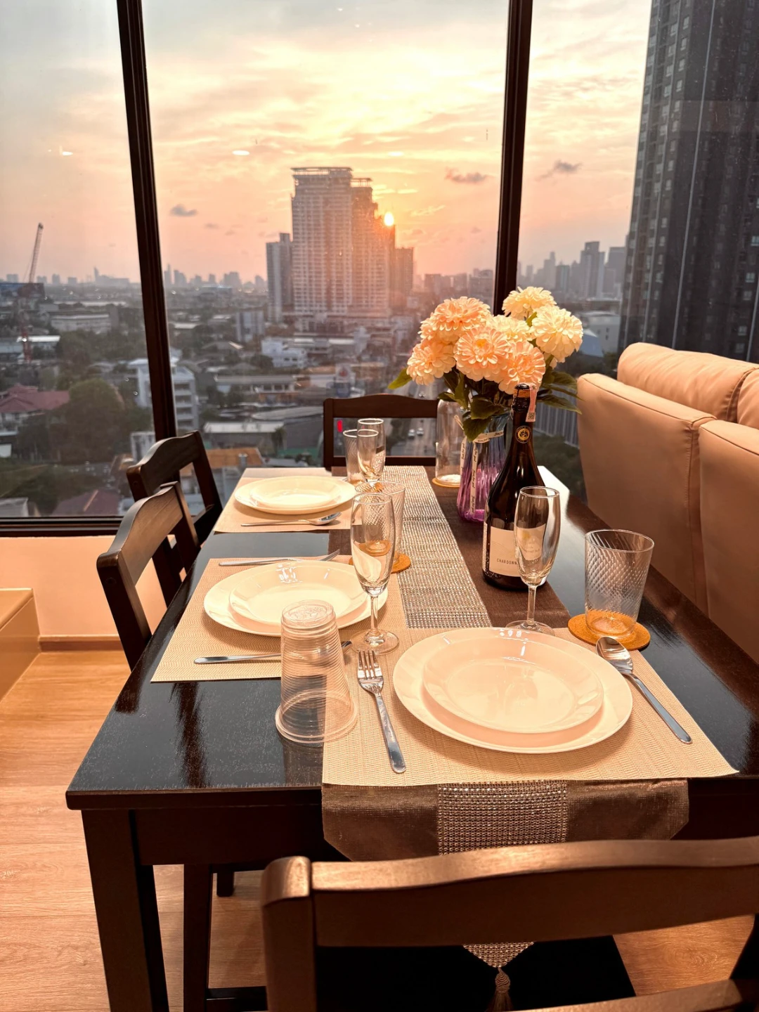 KnightsBridge Space Sukhumvit For Rent 