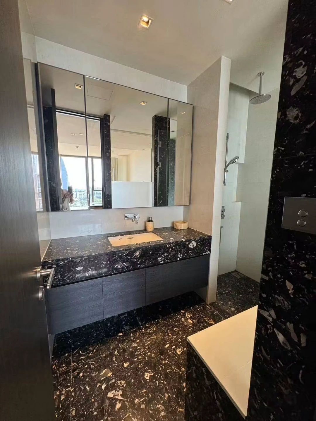 Beatniq Sukhumvit 32 For Rent Preview 6
