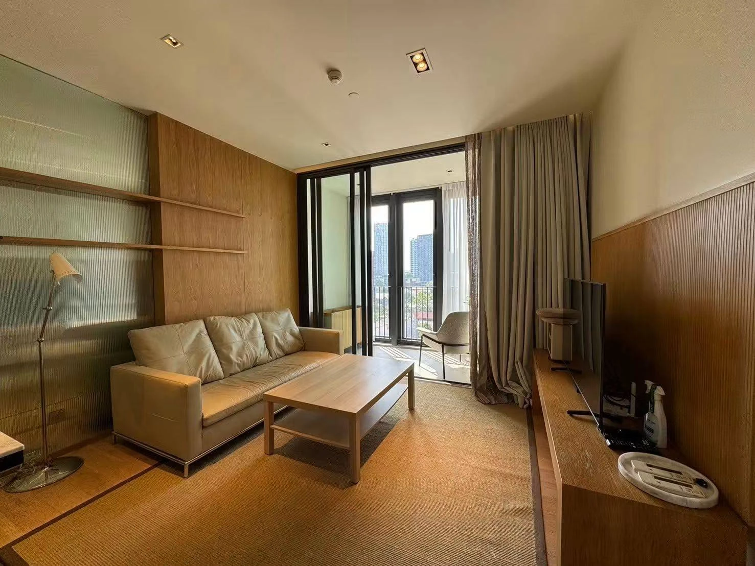 Beatniq Sukhumvit 32 For Rent