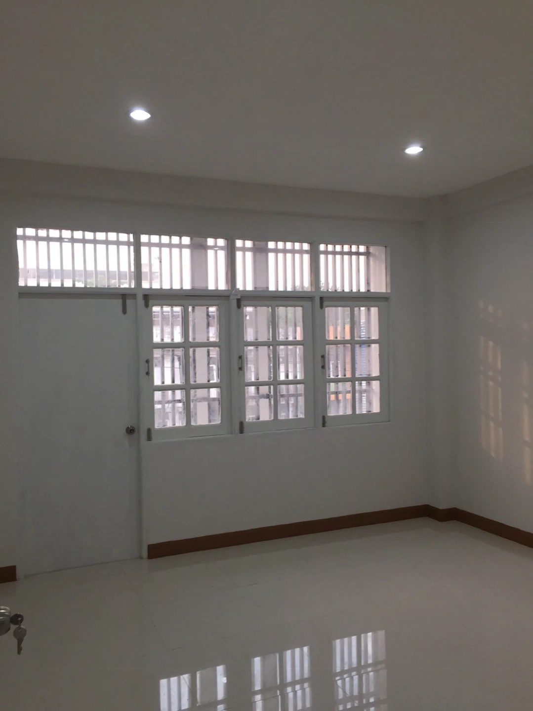 Commercial Building Onnut 47 For Rent Preview 5