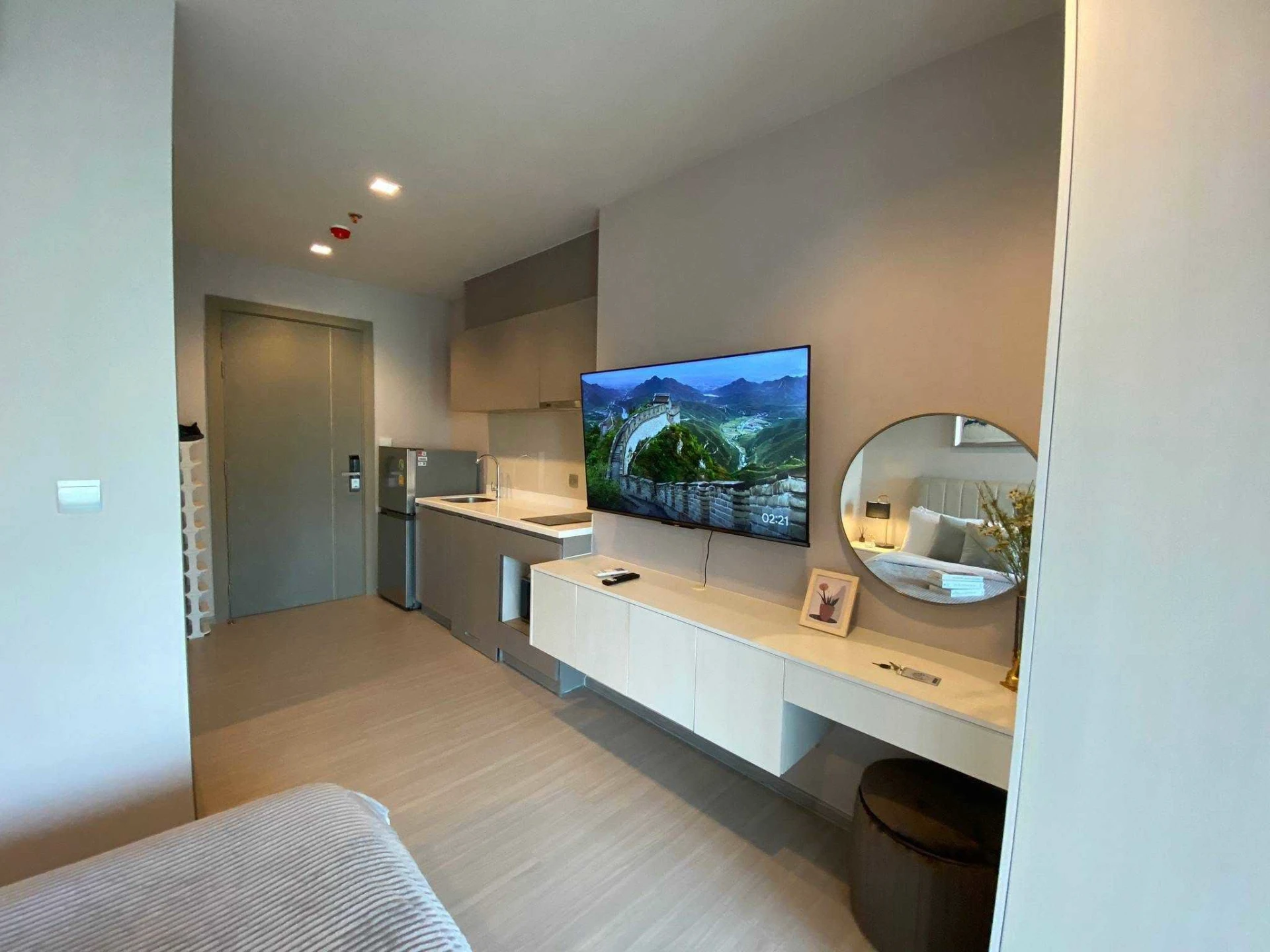 Life Asoke Rama 9 For Rent Preview 3