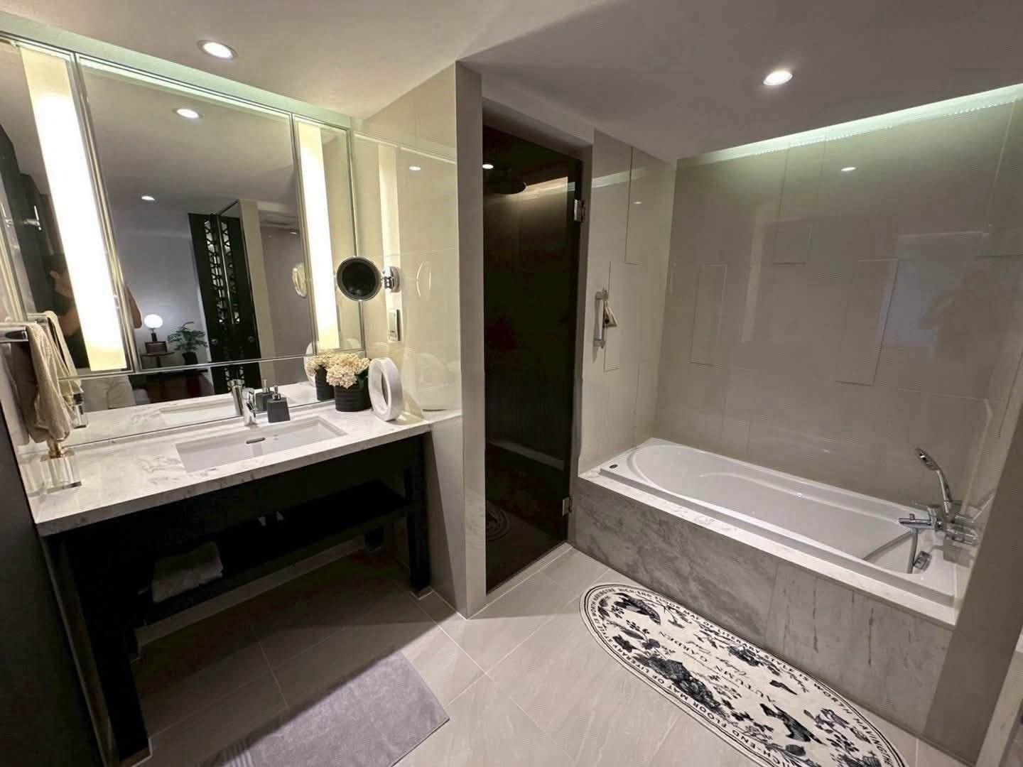 The private residence rajdamri For Rent Preview 5