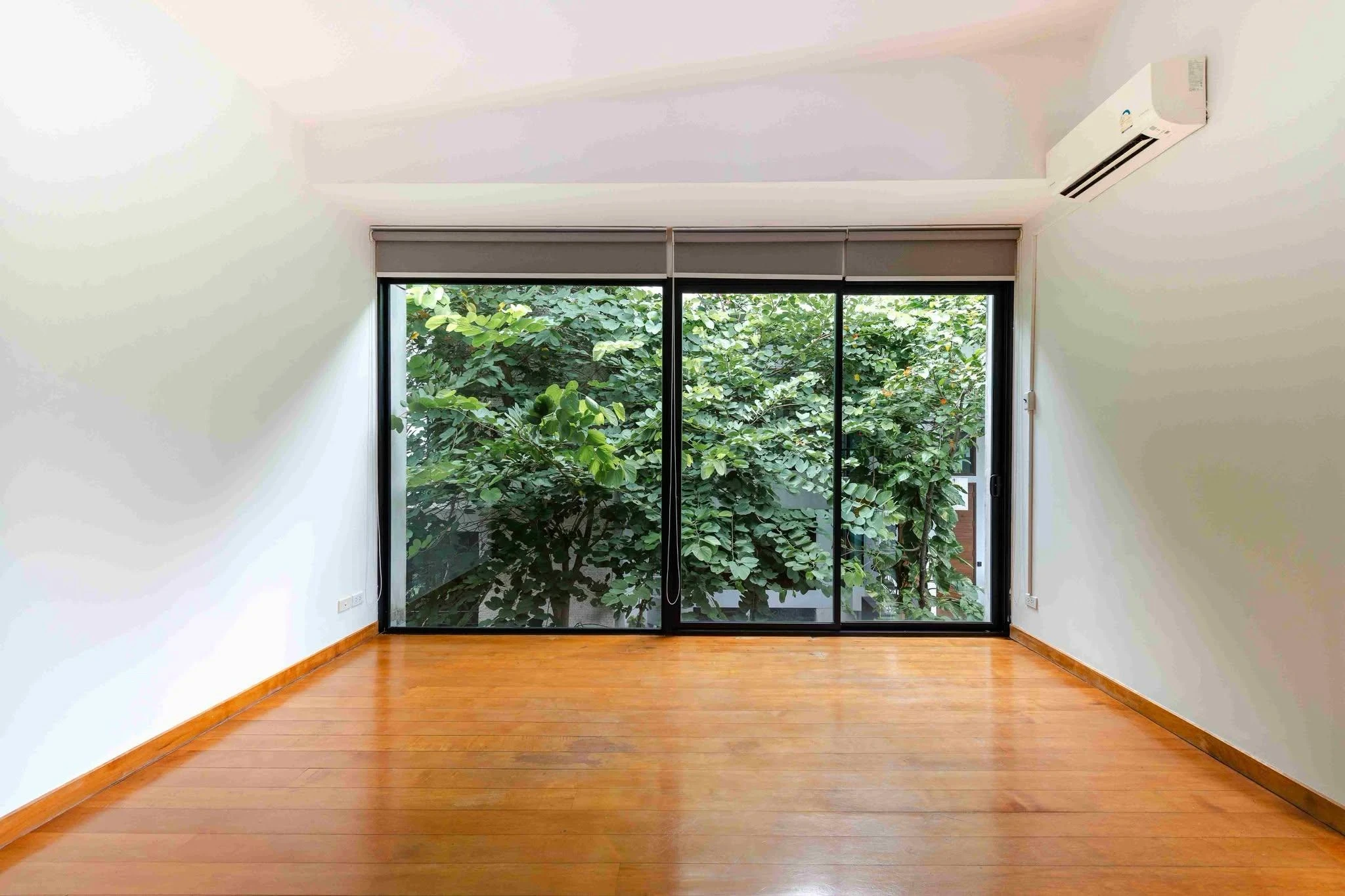 Single House Sukhumvit 28 For Rent Preview 5