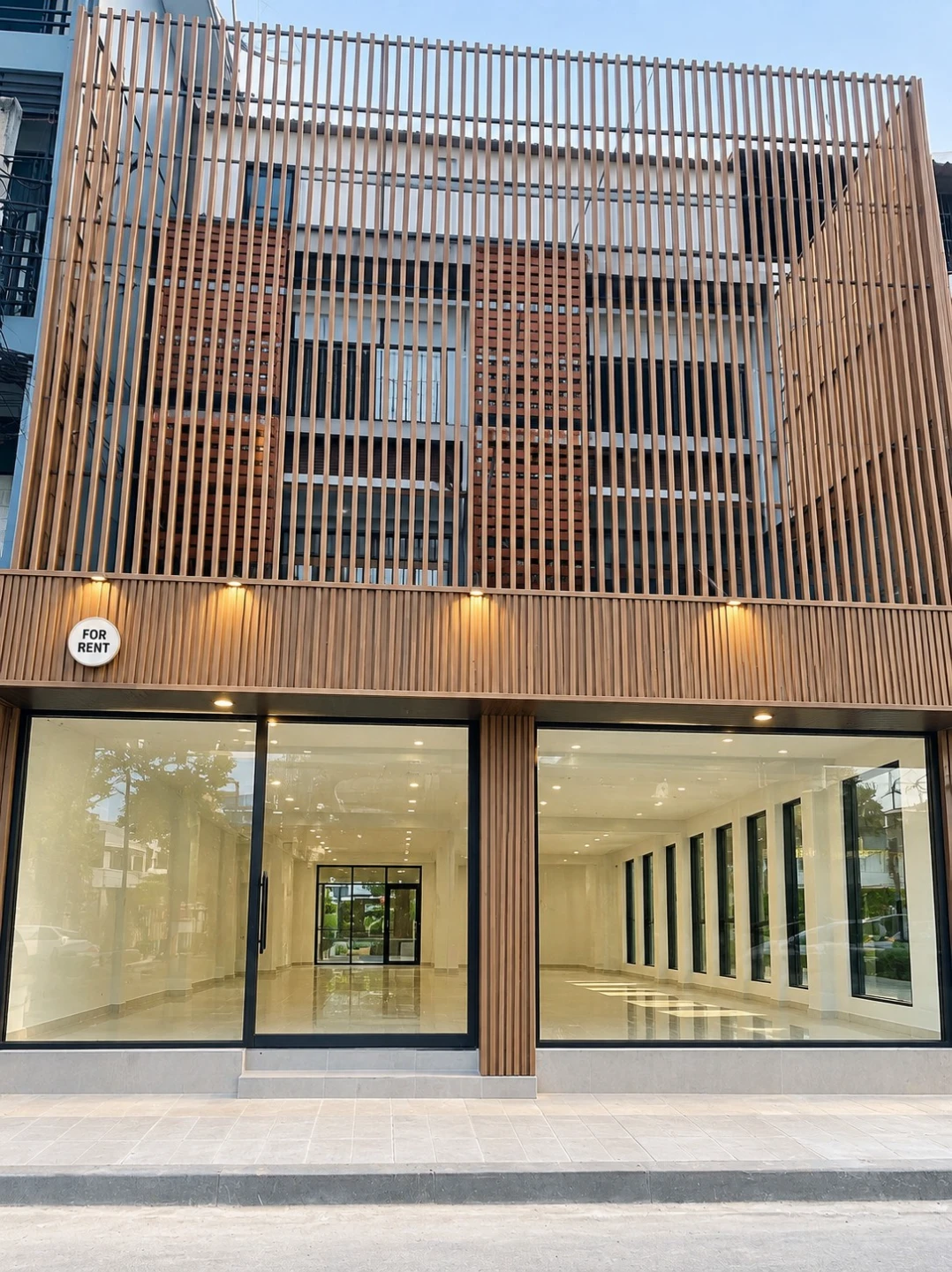 Commercial 2 building For Rent