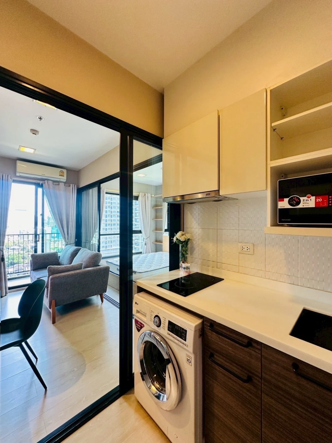 Lette Midst Rama 9 For Rent Preview 7