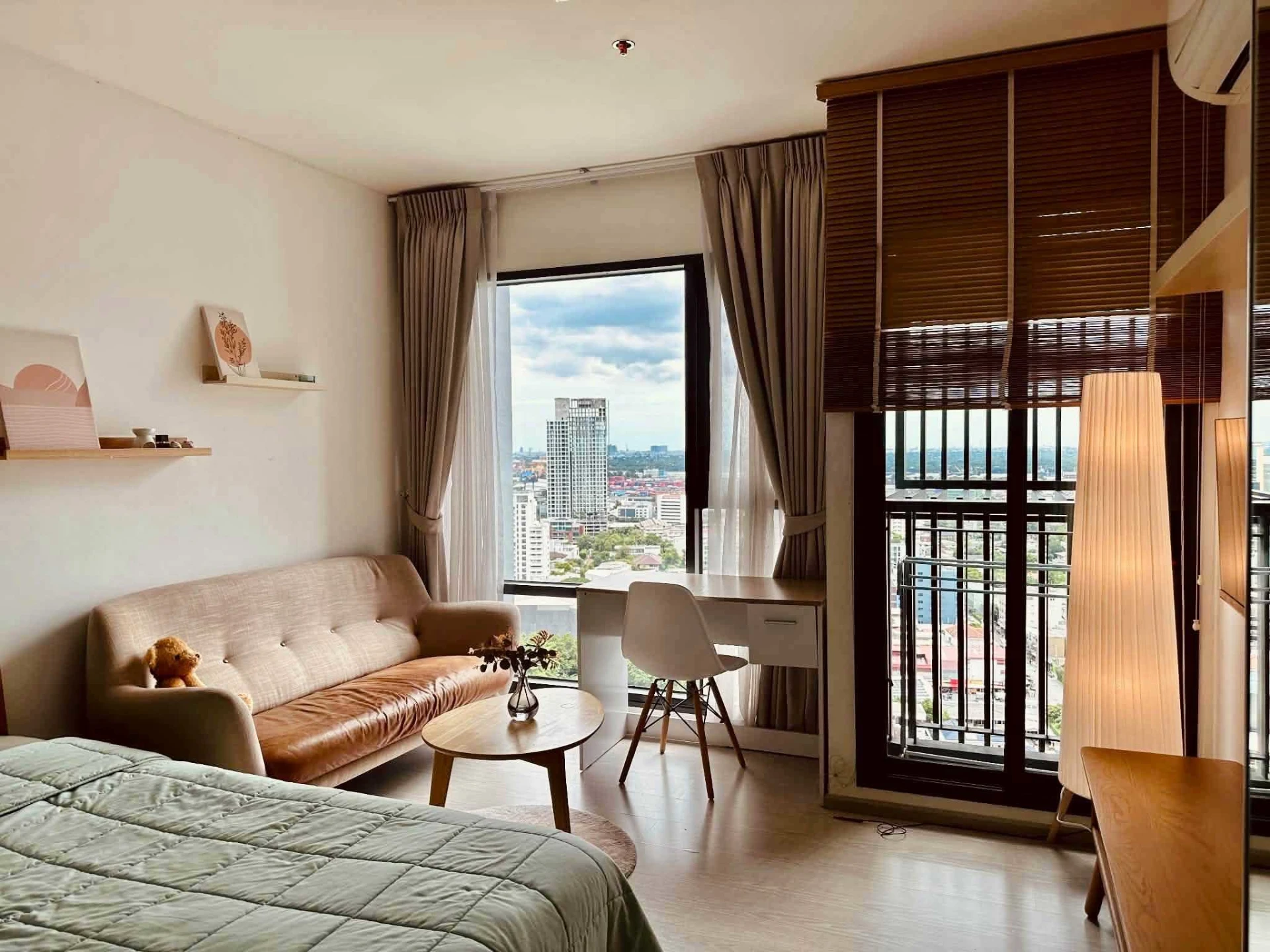 Rhythm Sukhumvit 36–38 For Rent