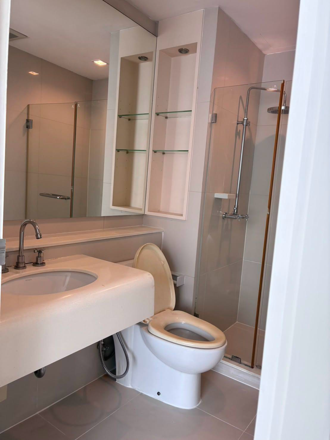 IVY Sathorn 10 For Rent Preview 3