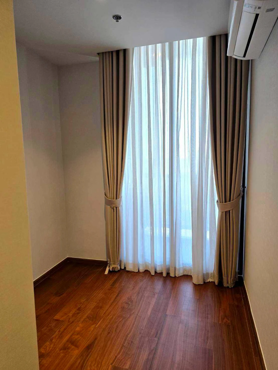 One Altitude Charoenkrung For Rent Preview 5