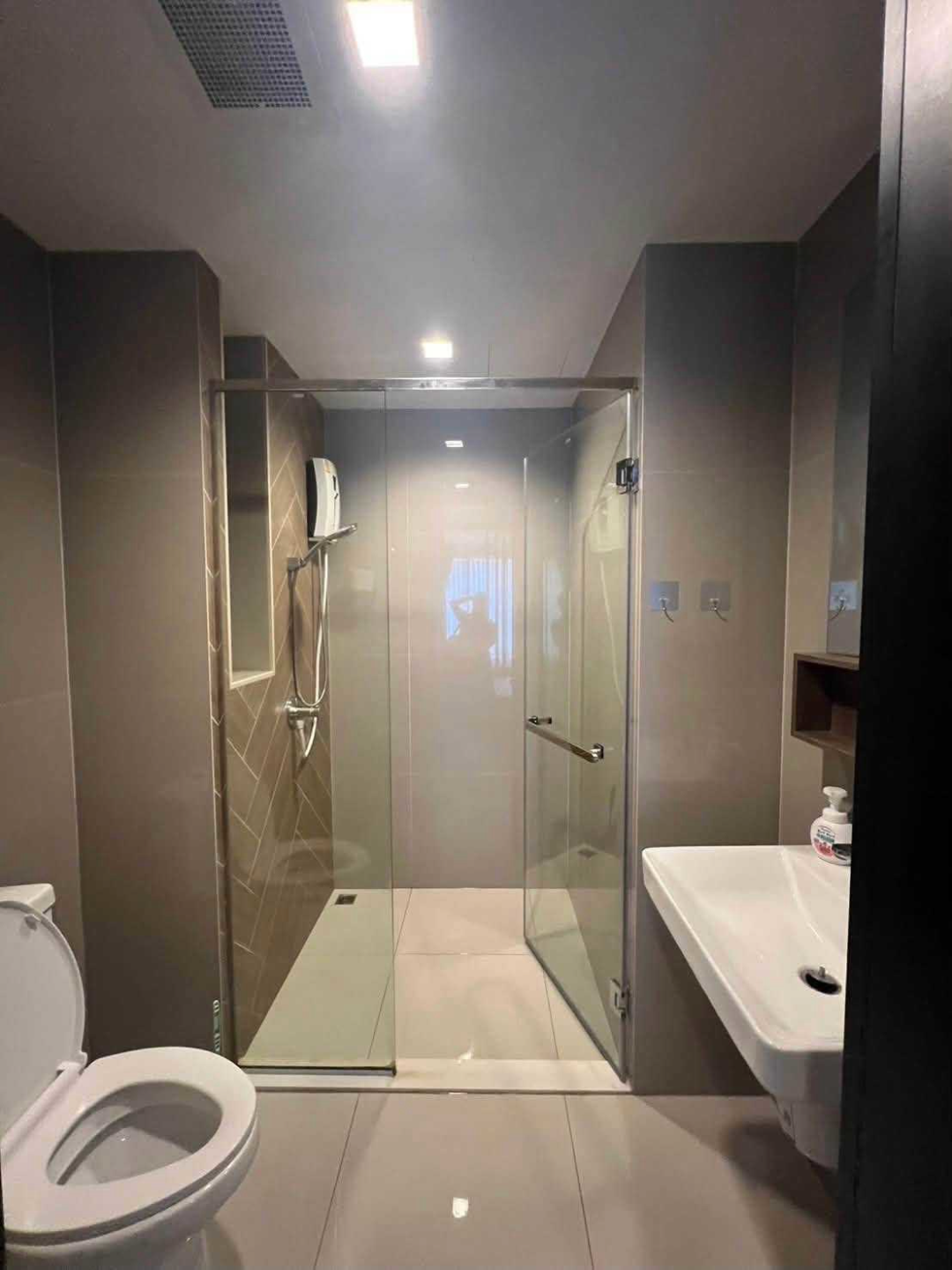 The Line Phahonyothin Park For Rent Preview 6