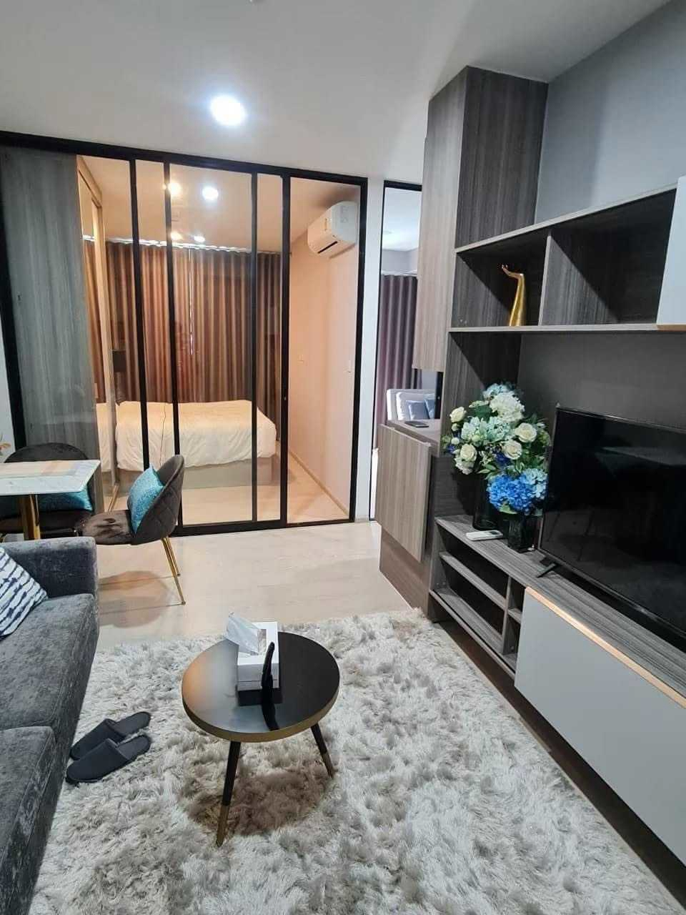 KnightsBridge Phaholyothin Interchange For Rent