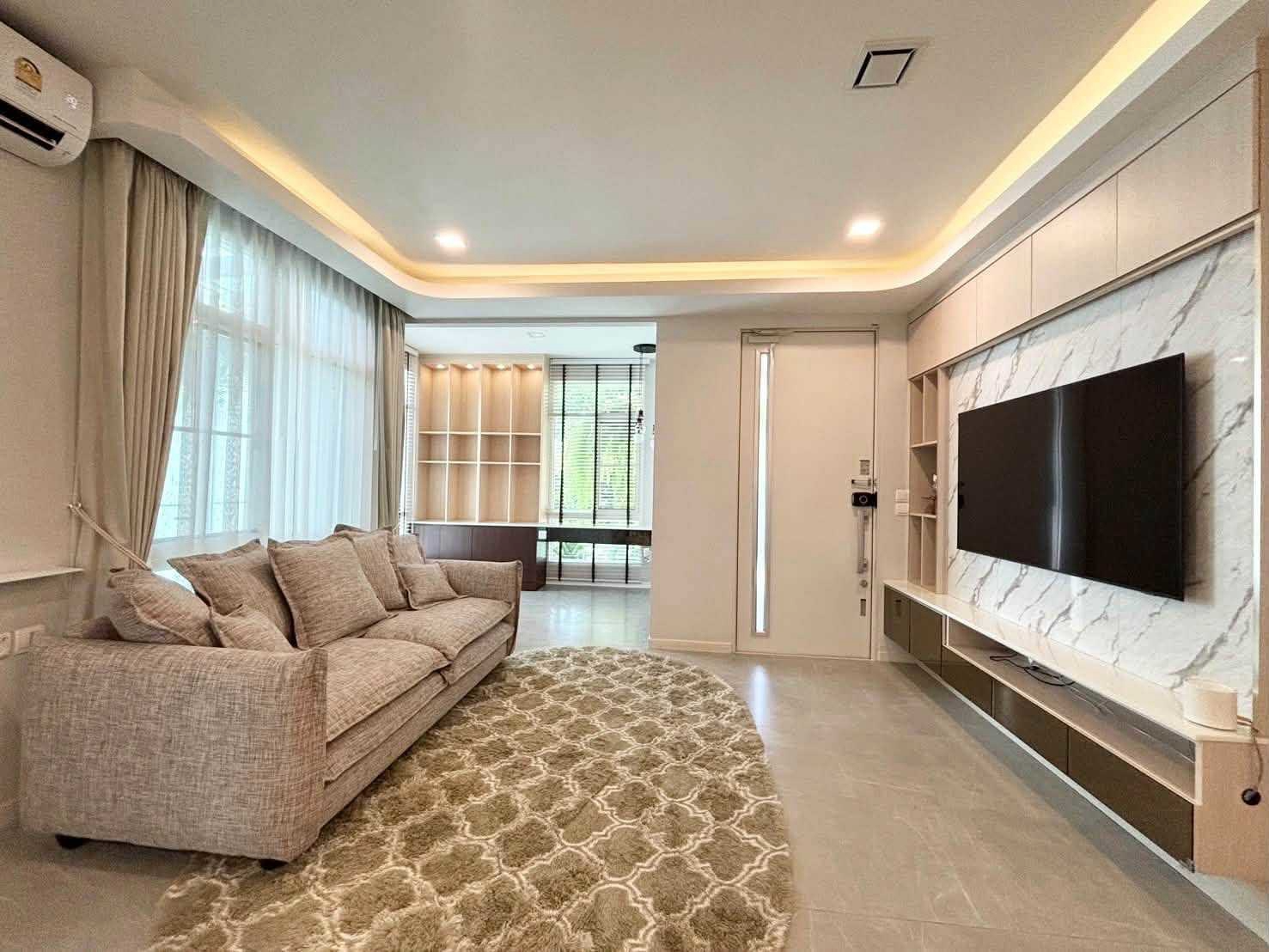 Mantana Bangna - Wongwaen For Rent
