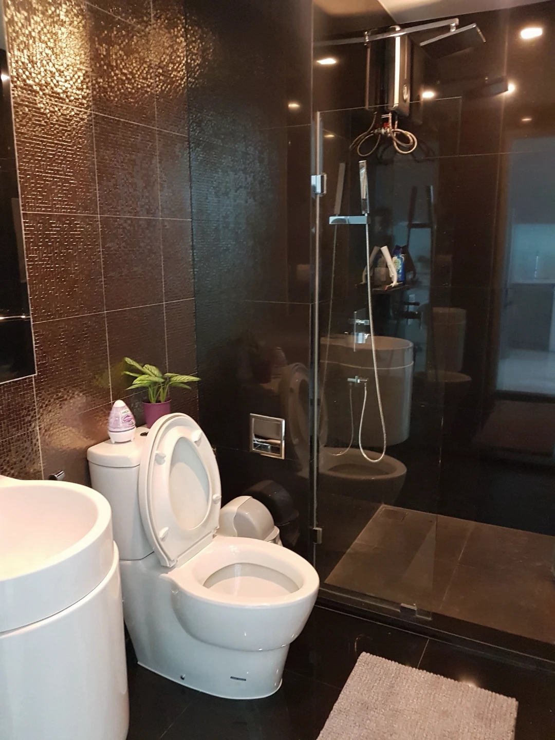Rhythm Sukhumvit 36-38 For Rent Preview 2