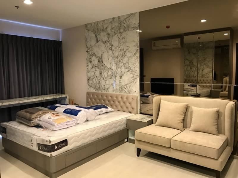 Rhythm Sukhumvit 36-38 For Rent 
