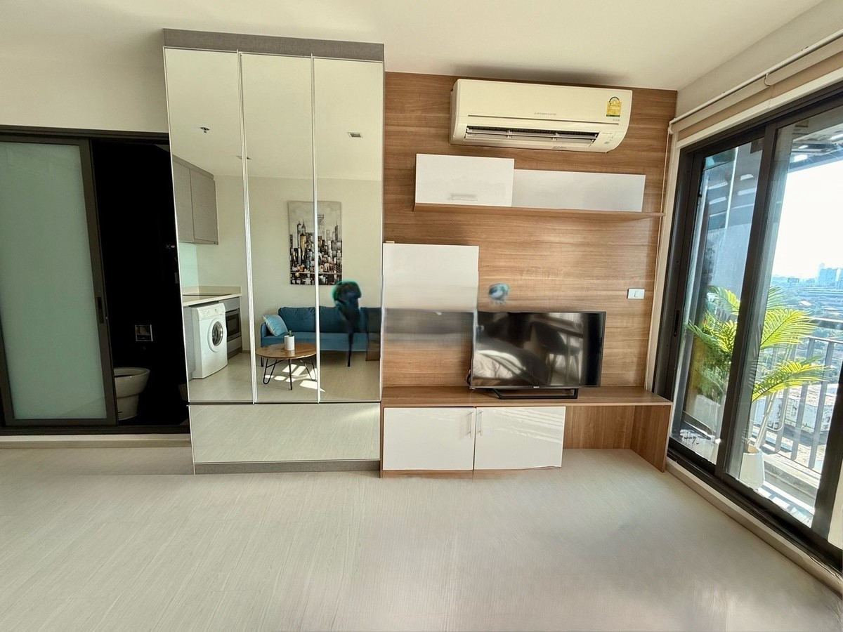 Rhythm Sukhumvit 36-38 For Rent Preview 6