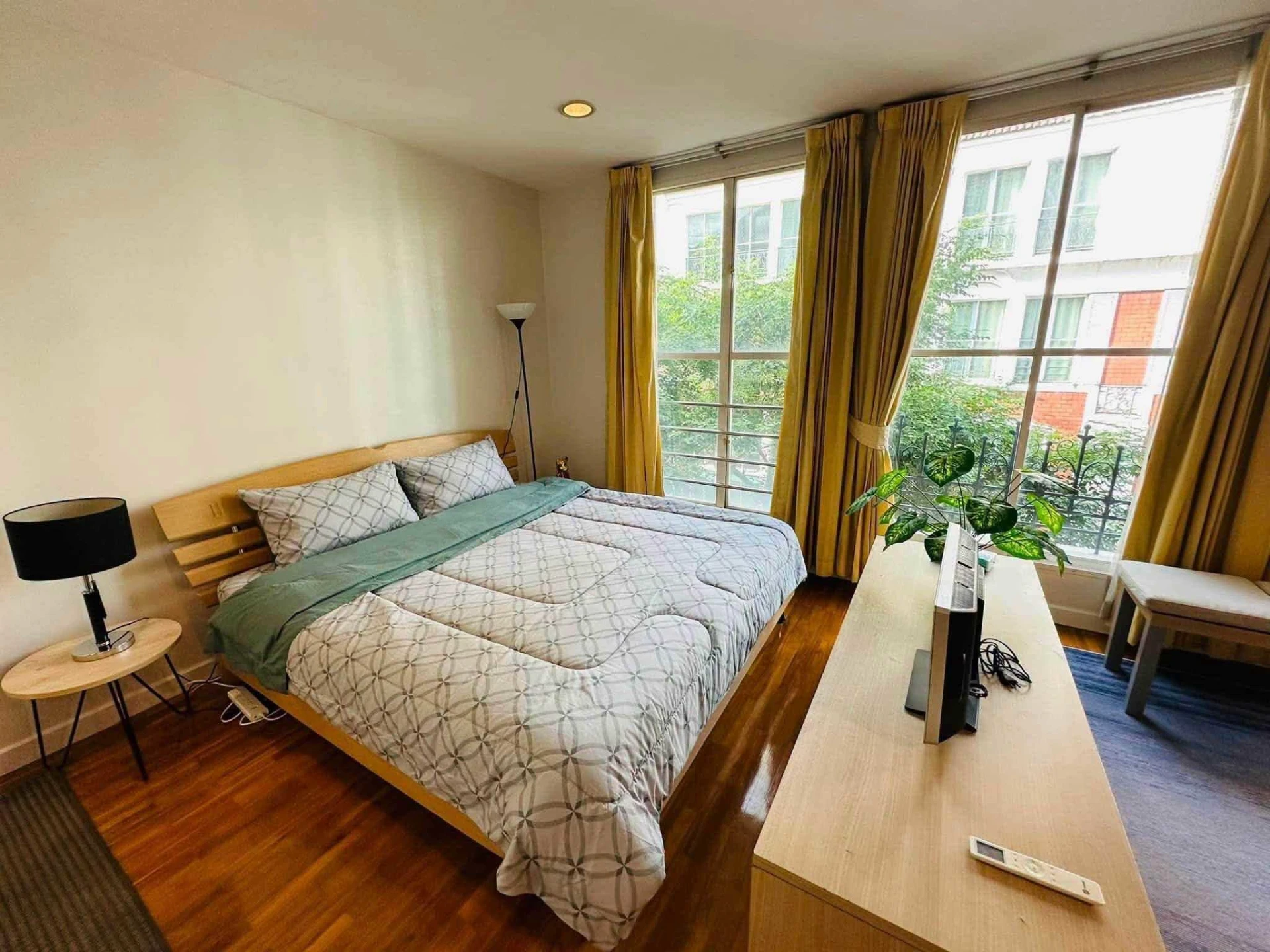 Moo Bann Klang Krung Thonglor Sukhumvit55 For Rent Preview 3