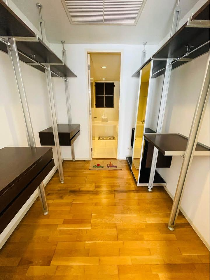 Amanta Ratchada For Rent Preview 3
