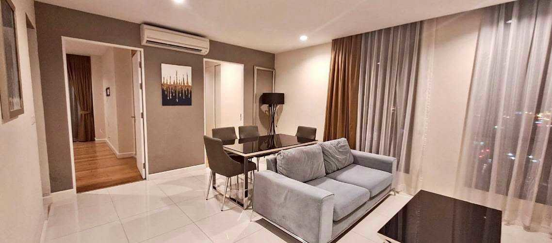 Up Ekkamai For Rent Preview 4