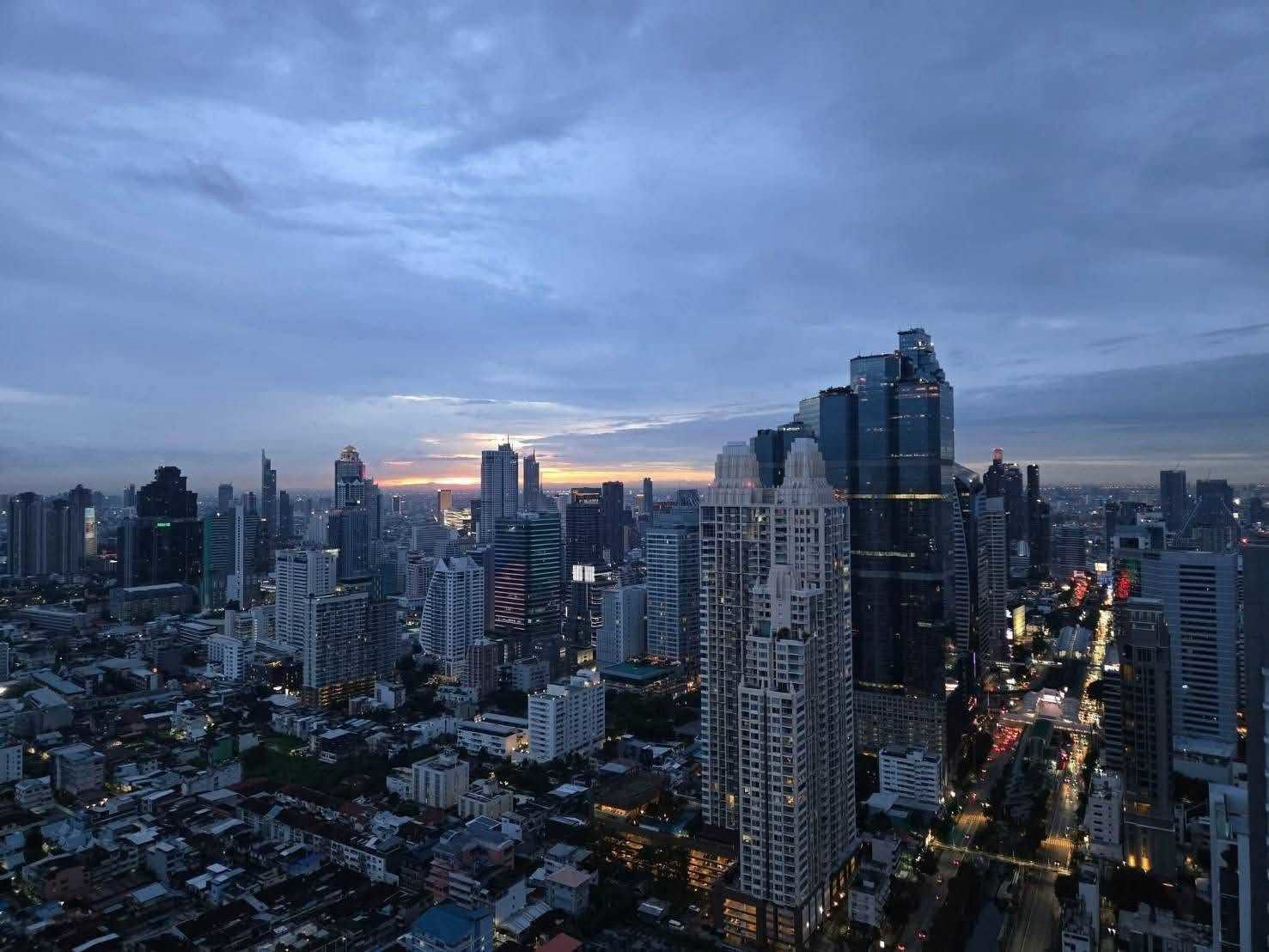 KnightsBridge Prime Sathorn For Rent Preview 4
