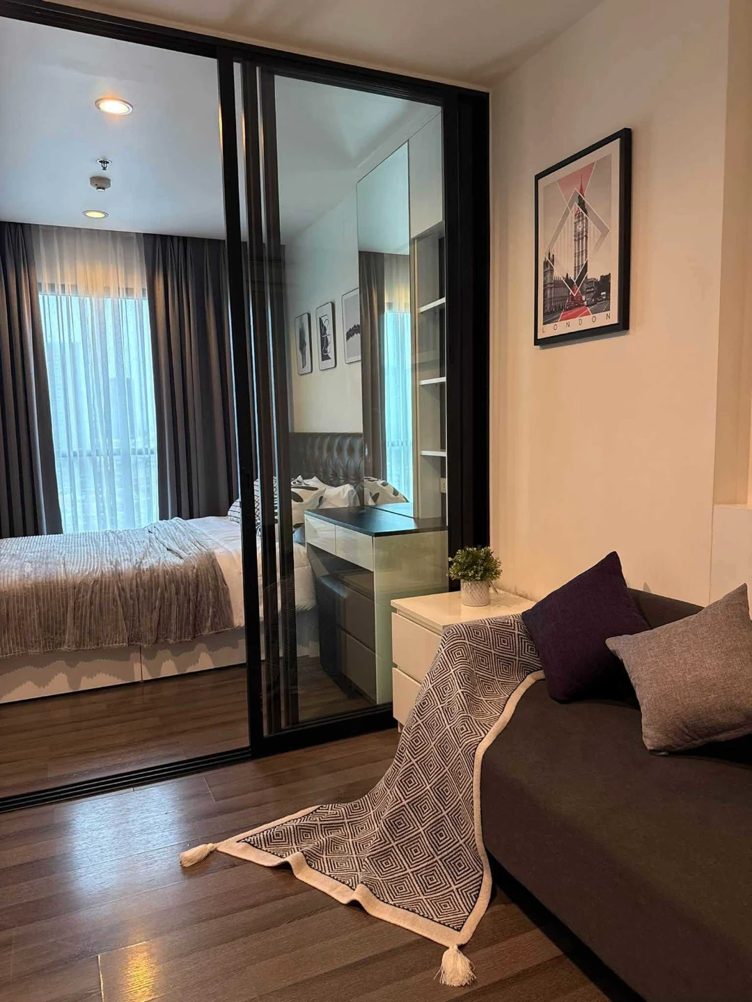 The Base Park West For Rent Preview 4