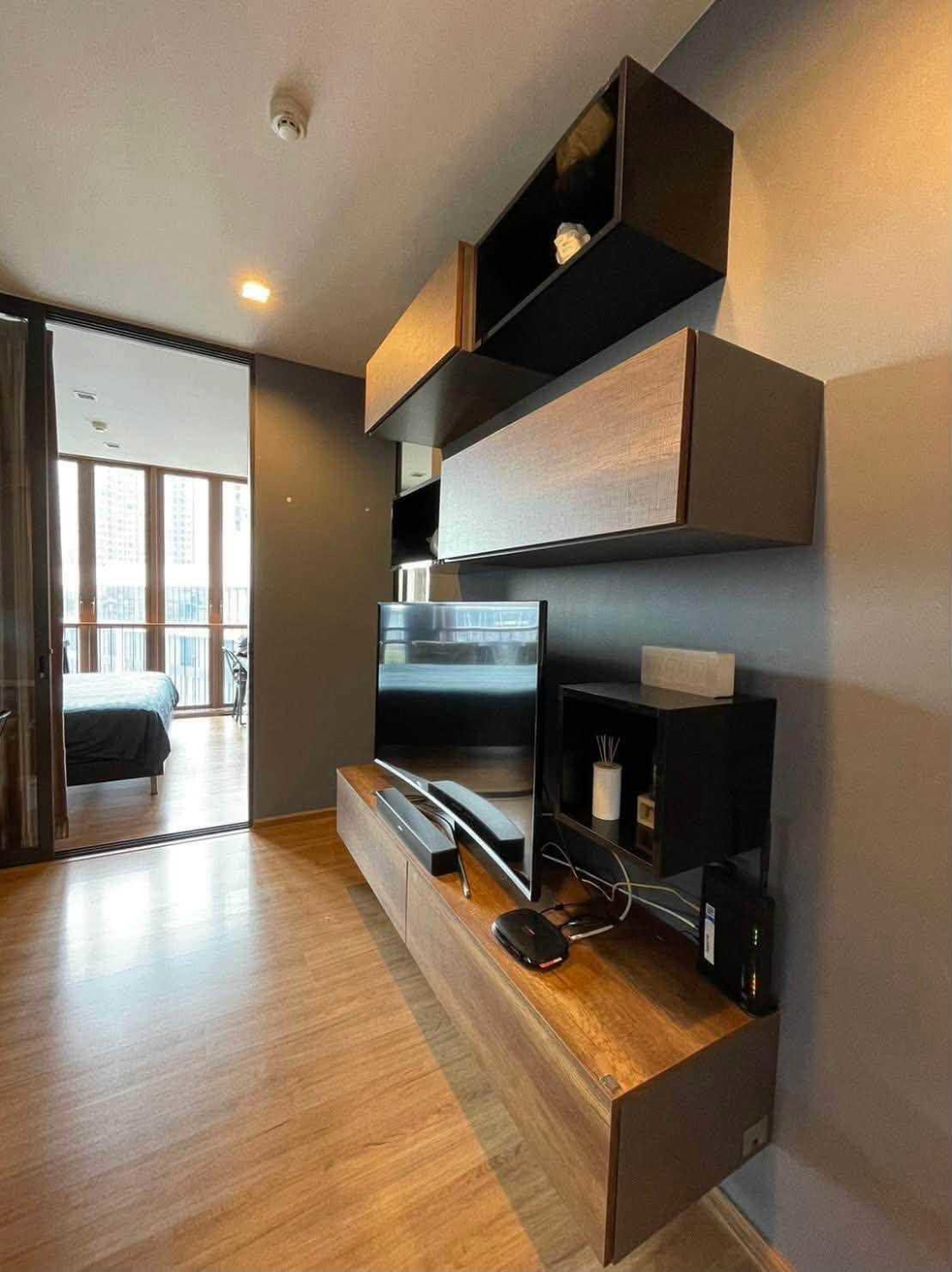  Hasu Haus For Rent Preview 2