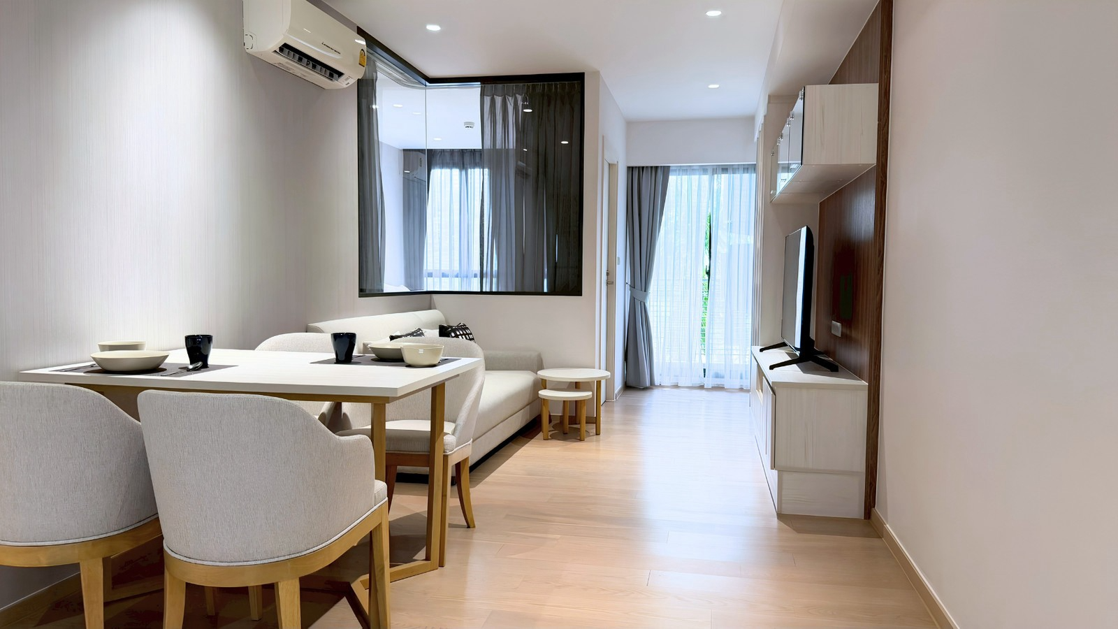 Runesu Thonglor 5 For Rent Preview 2