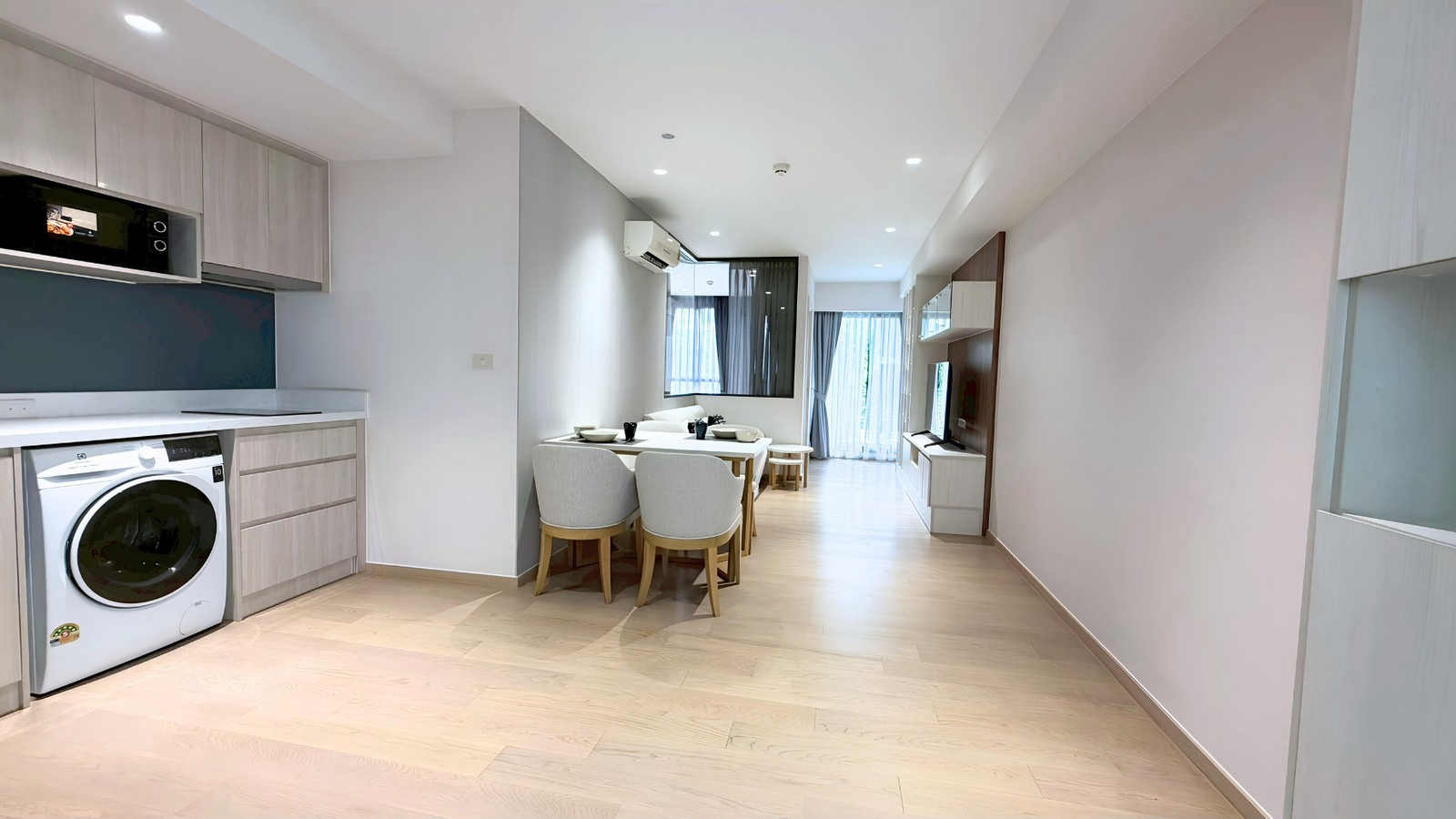 Runesu Thonglor 5 For Rent Preview 4