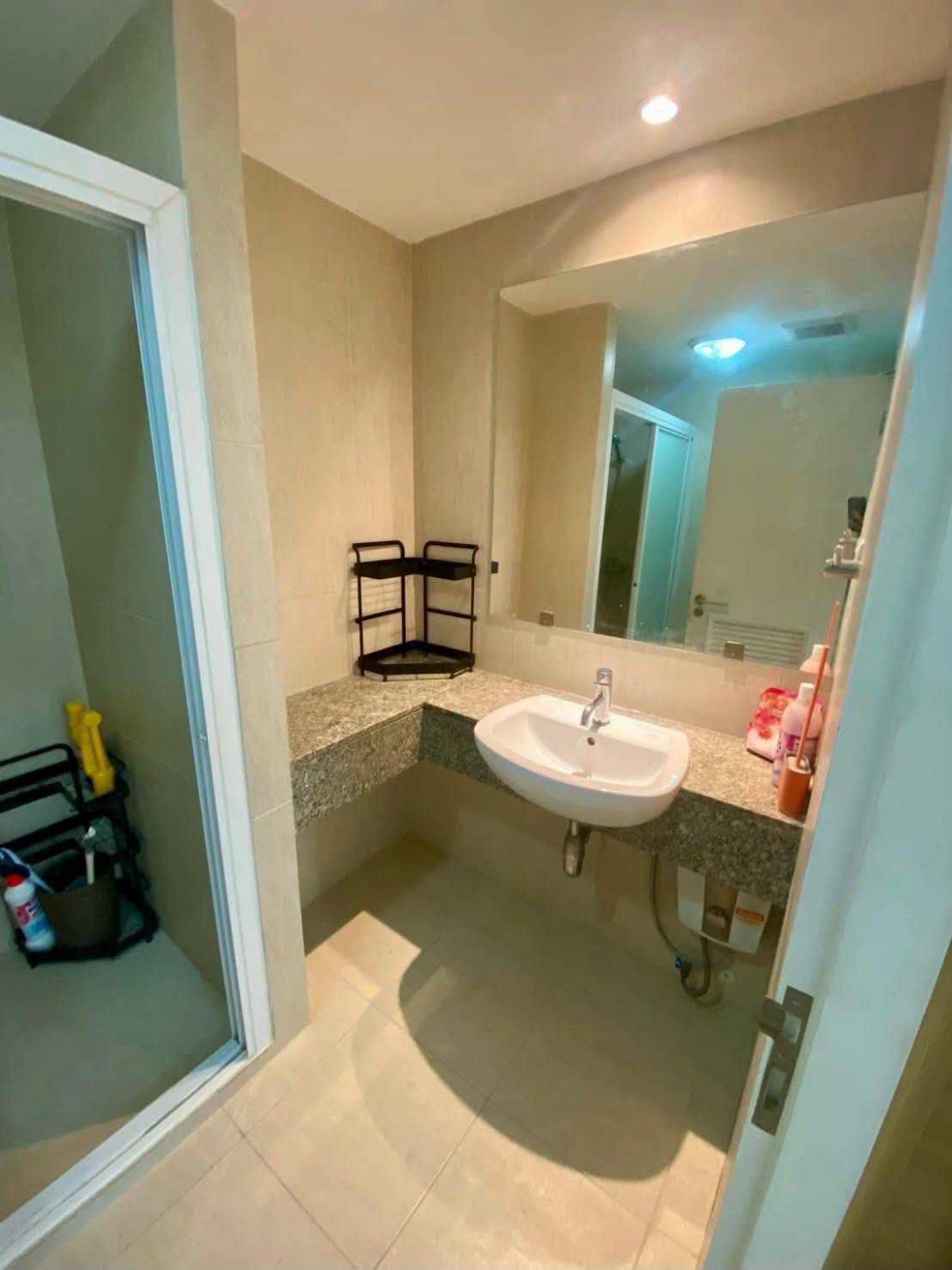 The Clover Thonglor Residence For Rent Preview 7