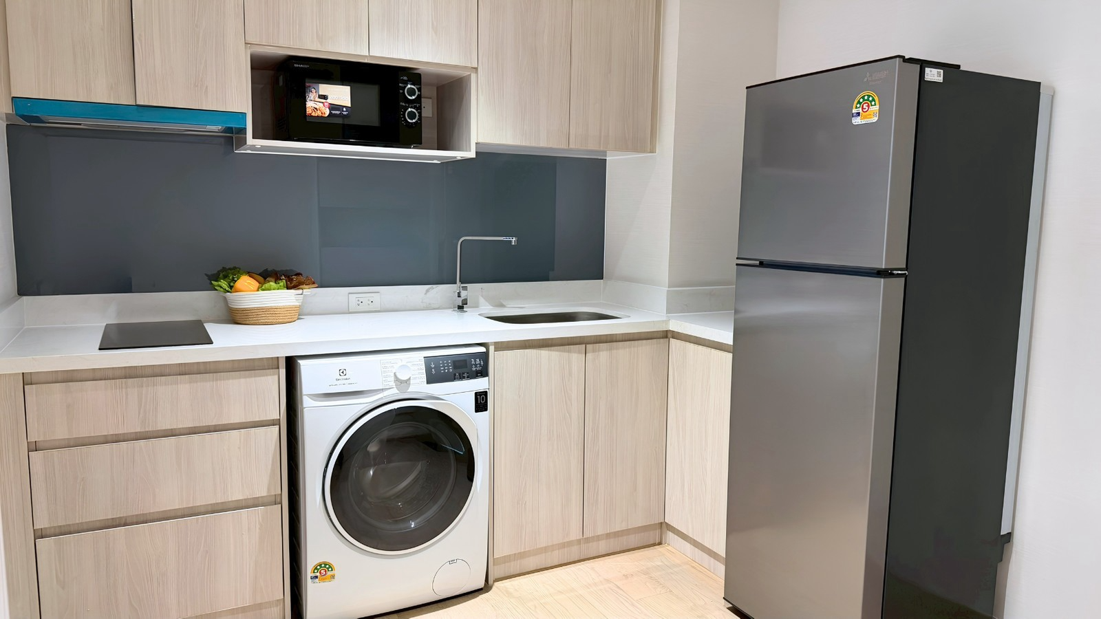 Runesu Thonglor 5 For Rent Preview 7