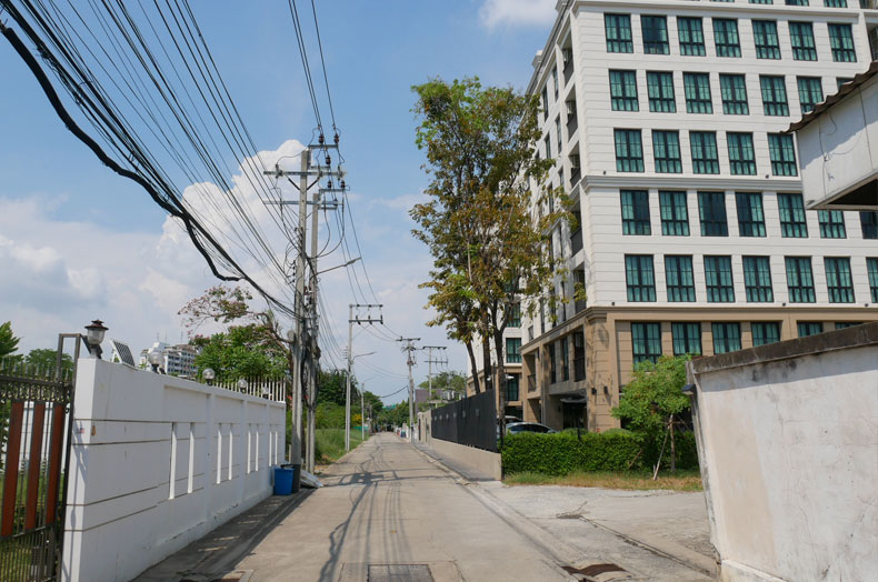 Leon Lasalle Hotel & Residences Service Apartments For Rent Preview 4