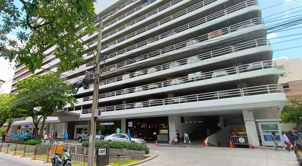 Ocean Tower 2 Office For Rent Preview 3