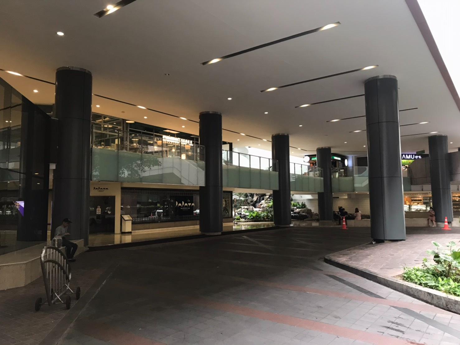 Sathorn Thani Building Office For Rent Preview 7