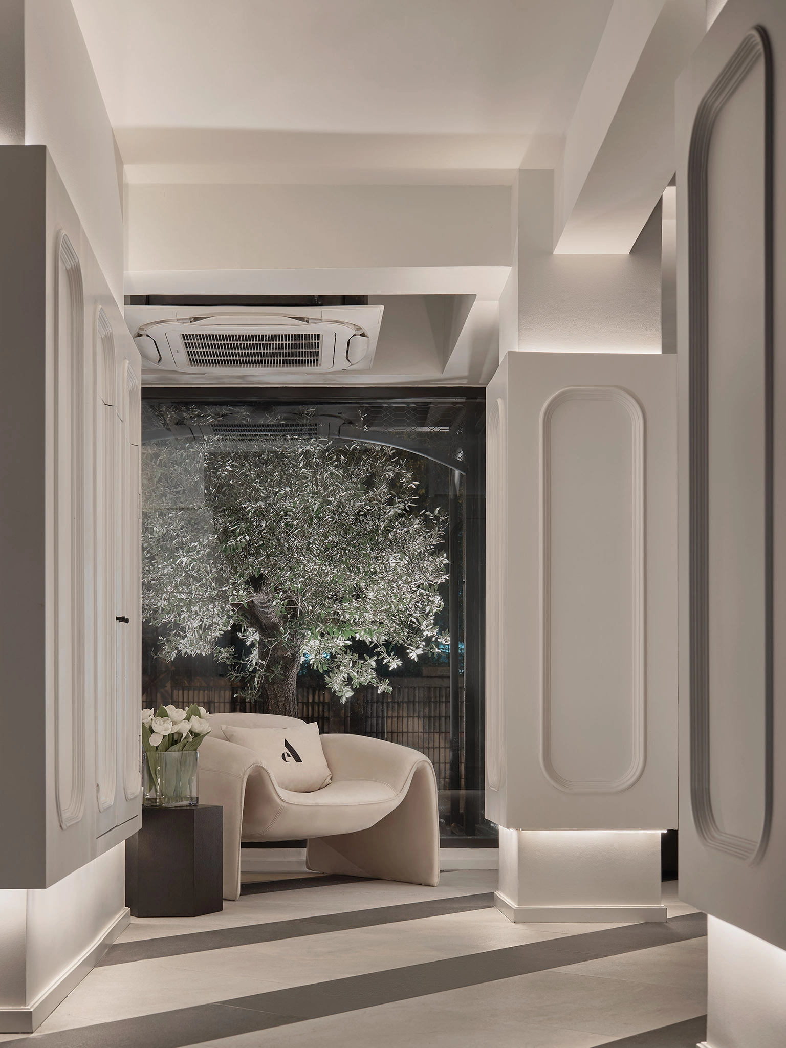 The Alberti Service Apartment For Rent Preview 5
