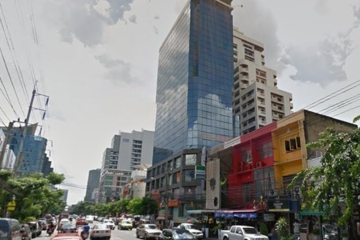 United Tower Office For Rent Preview 6