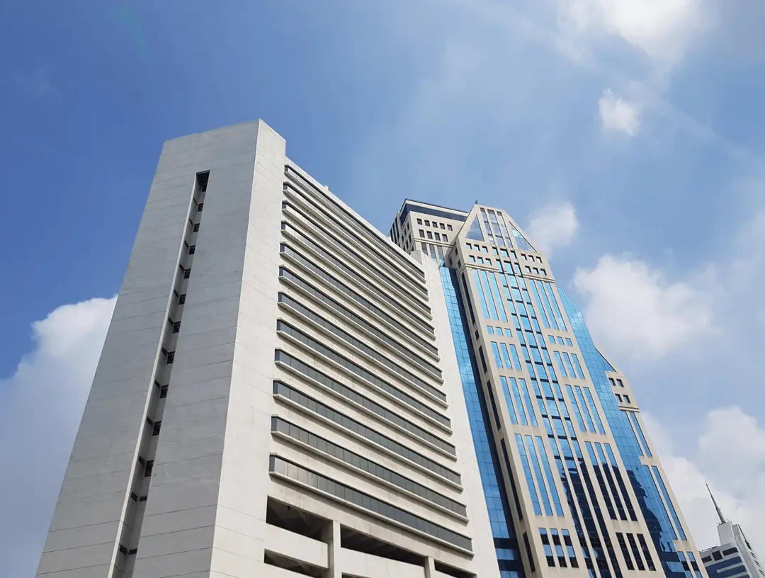Two Pacific Place Building Office For Rent Preview 5