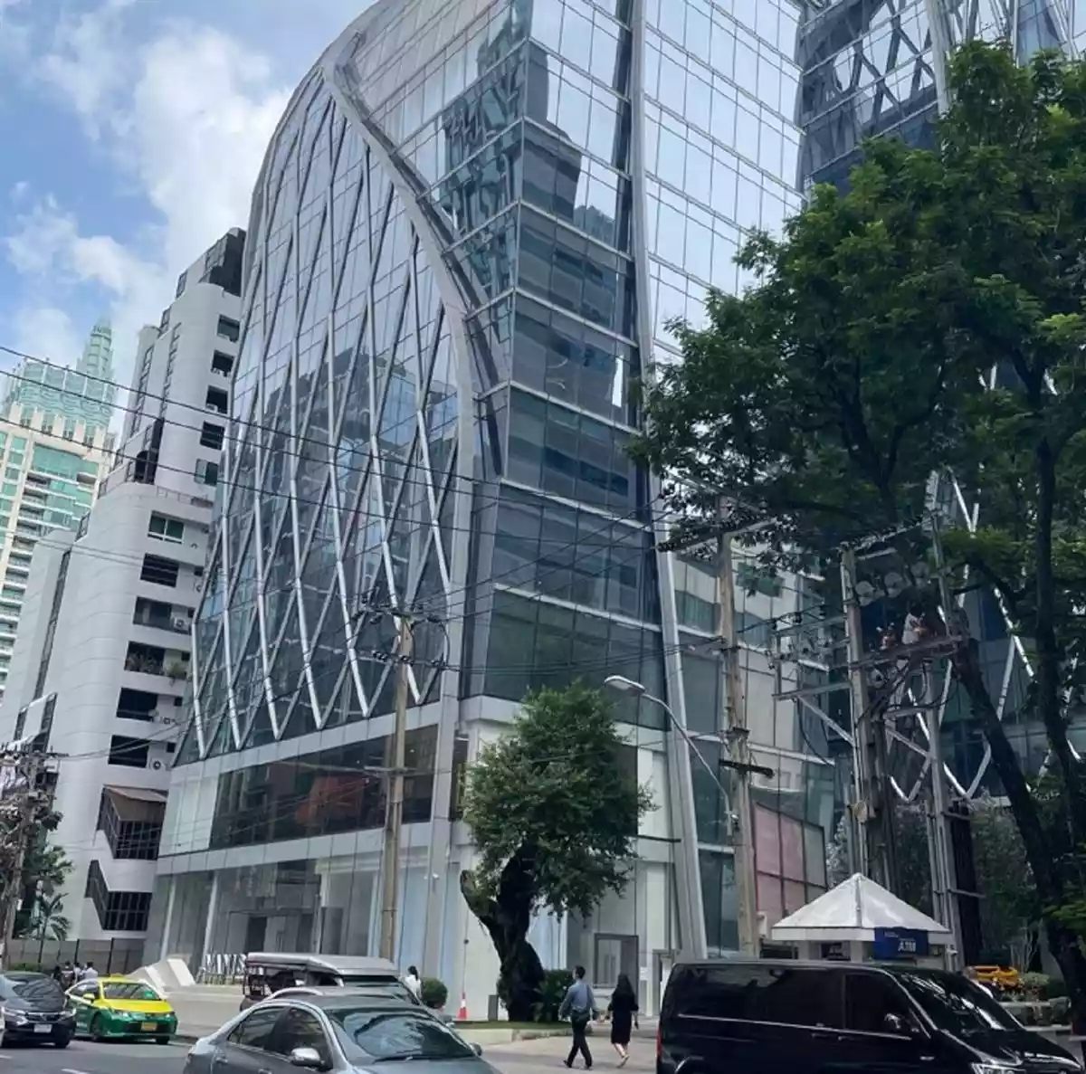 Vanissa Building Office For Rent Preview 4