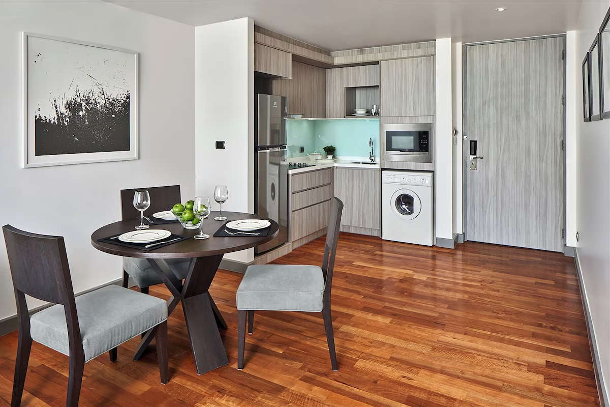 Fraser Suites Sukhumvit Service Apartments For Renr Preview 2